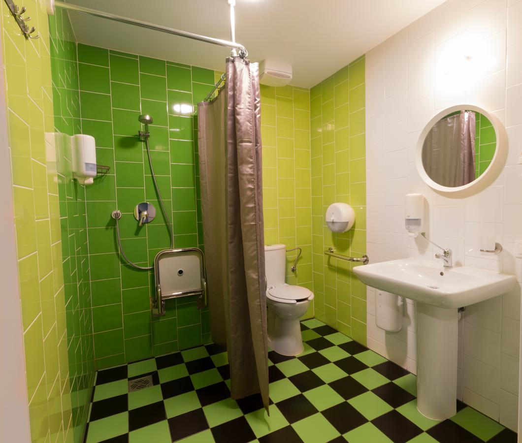 Safestay Bratislava Presidential Palace Экстерьер фото