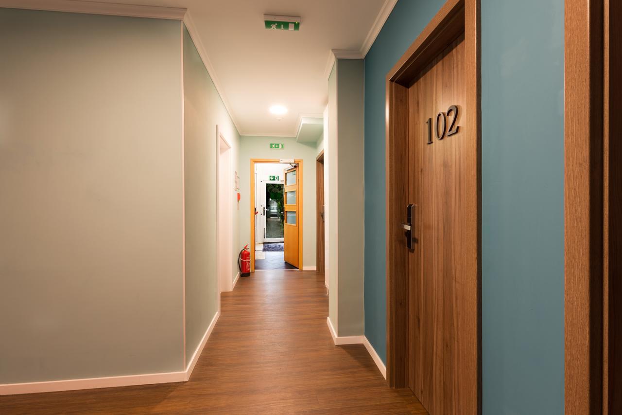 Safestay Bratislava Presidential Palace Экстерьер фото